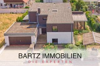 Einfamilienhaus kaufen in 67454 Haßloch, Retro-Charme trifft Raumwunder - Einfamilienhaus mit Wintergarten & großem Außenbereich