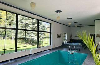 Villa kaufen in 15320 Neuhardenberg, NEUER PREIS | Großzügige Villa mit Schwimmbad und parkähnlichem Garten