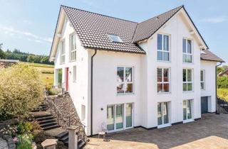 Doppelhaushälfte kaufen in 57392 Schmallenberg, Raum für Lebensträume – moderne Doppelhaushälfte mit Einliegerwohnung