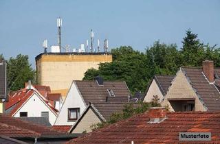 Haus kaufen in Schloßstraße xxx, 97714 Oerlenbach, 2 Wohnhäuser - provisionsfrei