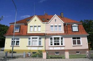 Haus kaufen in Kantstraße xxx, 38855 Wernigerode, 2-Familienhaus in guter Wohnlage