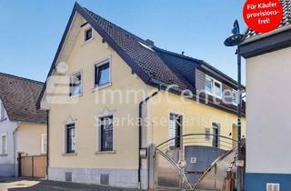 Einfamilienhaus kaufen in 76297 Stutensee, Charmantes Einfamilienhaus mit modernem Wohnkomfort und großem Grundstück!