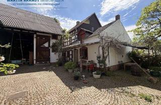 Haus kaufen in 65510 Hünstetten, Traumhafte Hofreite für Tierfreunde mit Stallungen und Nebengebäude in Hünstetten / Limbach