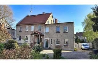 Haus kaufen in 03149 Forst, Herrliche Altbau-Substanz!