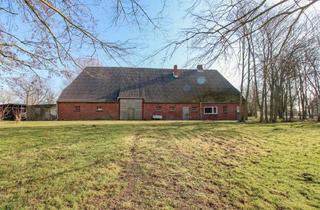 Bauernhaus kaufen in 25813 Simonsberg, Renovierungsbedürftiges Bauernhaus mit Nordsee-Blick in Holzständerbauweise - 6WE möglich