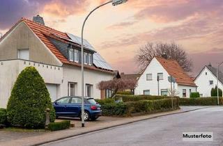 Doppelhaushälfte kaufen in Auf Dem Berg xxx, 35745 Herborn, Einfamilien-Doppelhaushälfte mit 1-2 Stellplätzen
