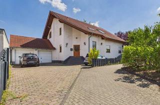 Einfamilienhaus kaufen in 50997 Rondorf, freistehendes Einfamilienhaus, außergewöhnliche Architektur in gefragter Kölner Südlage