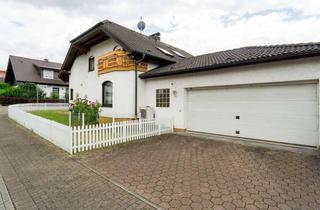 Einfamilienhaus kaufen in 69226 Nußloch, Großes, Freistehendes Einfamilienhaus mit Einliegerwohnung und Garten