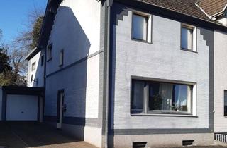 Doppelhaushälfte kaufen in Vereinsstr., 52249 Eschweiler, Gepflegte Doppelhaushälfte mit Garage, Stellplatz und schöner, pflegeleichter Garten, Sackgassenlage