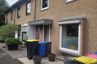 Haus kaufen in Berghäuschensweg 254, 41468 Neuss, Charmantes Reihenmittelhaus mit Kamin, Wintergarten & Garten