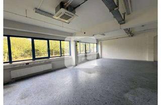 Gewerbeimmobilie kaufen in 24558 Henstedt-Ulzburg, SOLITÄROBJEKT - ca. 1.554 m² Lager-/Service-/Werkstattflächen sowie ca. 361 m² Büro