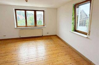 Wohnung kaufen in 91080 Uttenreuth, Ideal für Handwerker! Leerstehende 4-Zi.-Wohnung in Uttenreuth - Provisionsfrei!
