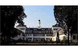 Wohnung kaufen in Rumpenheimer Schlossgasse 13, 63075 Rumpenheim, Maisonette im Schloss Rumpenheim - Wohnen, wo Zaren, Kaiser und Königin Urlaub machten