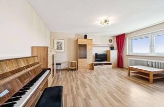 Wohnung kaufen in 71083 Herrenberg, Wohnen am Schönbuchrand: 3,5-Zimmer-Wohnung mit tollem Ausblick, Aufzug und Tiefgarage