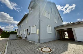 Wohnung kaufen in 85368 Moosburg, Neuwertige Maisonettewohnung mit Garten, Carport und Stellplatz.