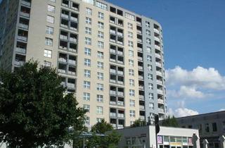 Wohnung mieten in Alt-Friedrichsfelde 65a, 10315 Friedrichsfelde, Wohnen im Friedrichsfelder Viertel! Schöne Wohnung für Paare! 2 Raum mit Wannenbad und Balkon!