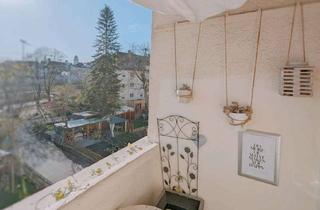 Wohnung mieten in Auerstr. 18, 86156 Bärenkeller, Modernisierte 3 Zimmer Altbauwohnung mit Garten und Kaminofen
