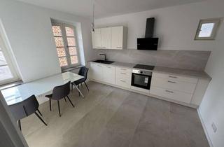 Wohnung mieten in 50126 Bergheim, Erstbezug nach Sanierung • Moderne möblierte 2-Zi-Wohnung mit neuer Küche im Zentrum Bergheims