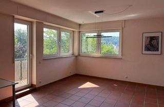 Wohnung mieten in Frouardplatz 18, 53797 Lohmar, Lebendiges Wohnen: 3-Zimmer-Wohnung mit Balkon in Lohmar