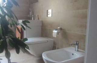 Wohnung mieten in Am Comeniusplatz, 10243 Friedrichshain, Am Comeniusplatz, Möbilierte DG Maisonette mit Dachterrasse im ruhigen Innenhof
