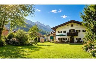 Bauernhaus kaufen in 83334 Inzell, Denkmalgeschütztes Bauernhaus mit Bergblick – großzügiges Zuhause für zwei Familien in Inzell