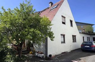 Doppelhaushälfte kaufen in 85221 Dachau, Doppelhaushälfte in Dachau Ost, mit 381 qm Grundstück, Garten, Terrasse und Wintergarten
