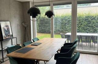 Haus mieten in Alte-Post-Straße 5c, 85598 Baldham, Architekten-DHH in ruhiger, zentraler Lage