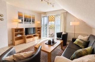 Immobilie mieten in Roggenbukstraße, 23570 Travemünde, Möblierte Maisonettewohnung mit Süd-Balkon und Dachstudio in Travemünde