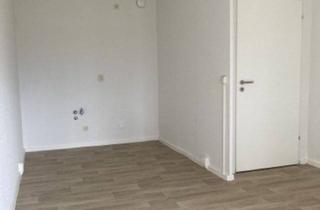Wohnung mieten in Turnvater-Jahn-Straße 27, 99326 Stadtilm, Modernes Wohnen: Sanierte Wohnung mit Balkon & zentraler Lage