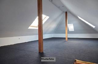 Wohnung kaufen in 45884 Gelsenkirchen, Sondereigentum im DG (5 Zimmer)