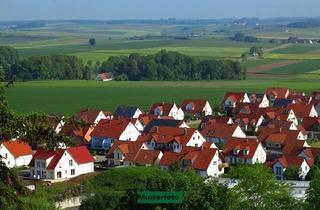 Doppelhaushälfte kaufen in 92521 Schwarzenfeld, Einfamilien-Doppelhaus (Alt- und Neubau) - geeignet zum Mehrgenerationenwohnen