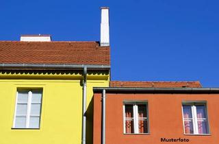 Haus kaufen in 51063 Köln, Kleines Reihenmittelhaus mit Terrasse
