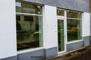 Gewerbeimmobilie kaufen in 42119 Wuppertal, Gewerbeeinheit im Zentrum einer Wohnsiedlung