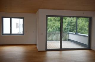 Wohnung kaufen in 79761 Waldshut-Tiengen, Tiengen - vermietete 2 Zimmerwohnung für Kapitalanleger 99 m²