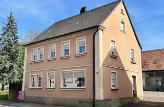 Anlageobjekt in 97215 Uffenheim, Vielseitige und geräumige Wohn- & Gewerbeimmobilie - jetzt verfügbar!