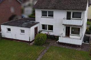 Einfamilienhaus kaufen in 32839 Steinheim, Steinheim - Freistehendes Einfamilienhaus mit großem Potenzial, ruhige Lage