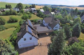 Haus kaufen in Ährenfeld 53/54, 08606 Oelsnitz, Wunderschönes Zweifamilienhaus mit Nebengebäude