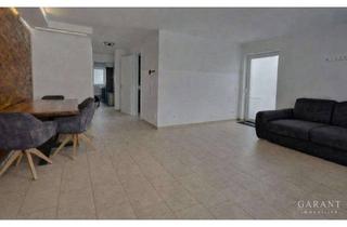 Wohnung kaufen in 85055 Oberhaunstadt, Neuwertige Erdgeschosswohnung mit großem Garten, Terrasse und hochwertiger Ausstattung