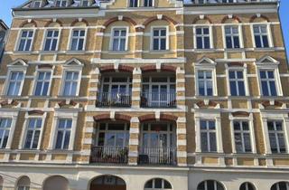 Wohnung kaufen in 14776 Neustadt, Stilvolle Altbauwohnung mit Dachterrasse, Stellplatz & großzügigem Grundriss in bester Lage