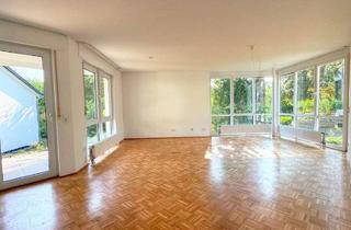 Wohnung kaufen in 61476 Kronberg, 3-Zimmer-Erdgeschosswohnung mit zwei Terrassen im Grünen