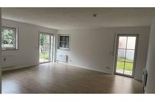 Wohnung kaufen in 01219 Leubnitz-Neuostra, Freie 2-Zimmer-Erdgeschosswohnung mit drei Terrassen und Gartenanteil