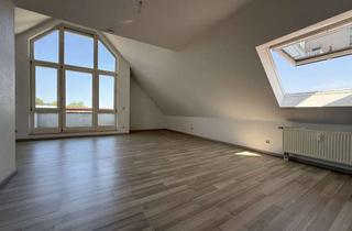 Wohnung kaufen in 74189 Weinsberg, Helle 2-Zimmer-Dachgeschosswohnung mit Westbalkon, TG-Stellplatz und Burgblick