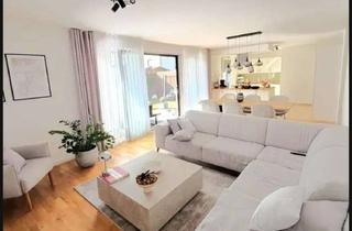 Wohnung kaufen in 73230 Kirchheim, Neuwertige EG-Wohnung mit großem Garten (Sondernutzungsrecht) & hochwertiger Ausstattung.