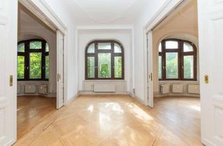 Wohnung kaufen in 24103 Damperhof, Belle Etage am Schlossgarten