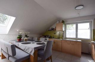 Wohnung kaufen in 78048 Villingen-Schwenningen, Charmante 4-Zimmer-DachgeschosswohnungBalkon, Außenstellplätze,abschließbare Einzelgarage