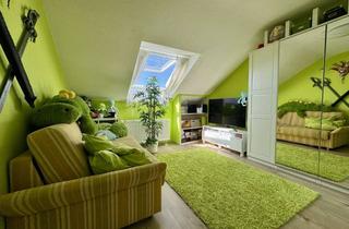 Wohnung mieten in Danzigerstraße, 69124 Kirchheim, Helle 2-Zimmer-Dachgeschosswohnung mit großzügiger Wohnküche in Heidelberg