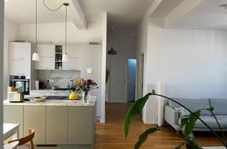 Wohnung mieten in Fritz-Kirsch-Zeile 15, 12459 Oberschöneweide, Moderne, Mobilierte helle 3 Zimmer Wohnung mit großer Dachterrasse in ruhiger grüner Seitenstraße