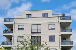 Wohnung mieten in Frank L. Howley Weg 113, 14167 Lichterfelde, 2 & 3 halbe Zimmer, EBK, 2 Bäder, Parkett und ein schöner Balkon