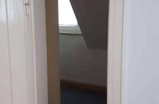 Wohnung mieten in 95032 Innenstadt, Sonnige 2,5-Zimmer Dachgeschoss-Wohnung mit zentraler Lage in Hof