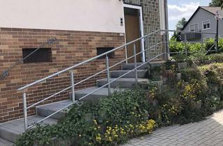 Wohnung mieten in Reisach 23, 92249 Vilseck, Modernisierte, großzügige 4-Zimmer-Wohnung mit Balkon und EBK!